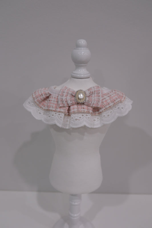 Pink Gridded Collar