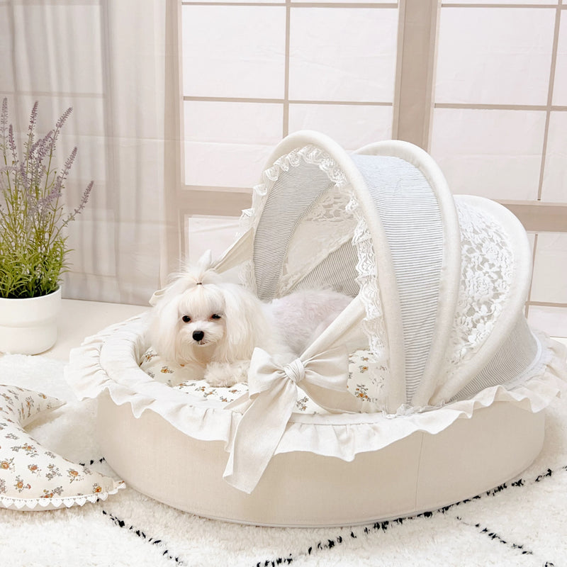White Basket Bed