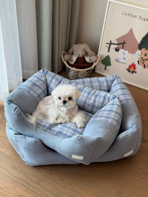 Blue Grid Bed